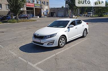 Седан Kia Optima 2015 в Запорожье