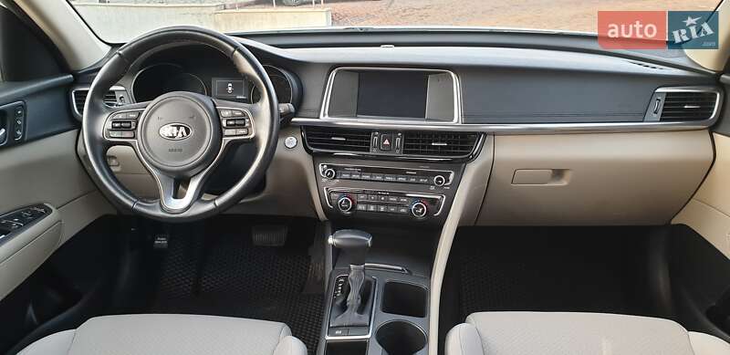 Седан Kia Optima 2016 в Івано-Франківську