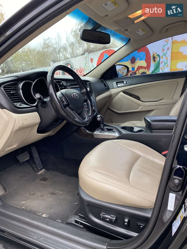 Седан Kia Optima 2013 в Кременчуці