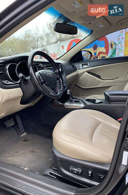 Седан Kia Optima 2013 в 