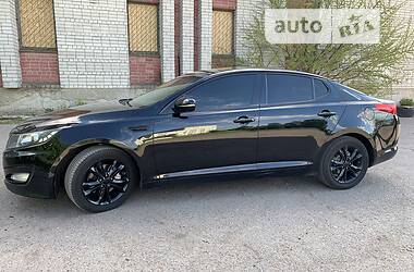 Седан Kia Optima 2012 в Чернігові