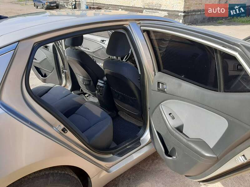 Седан Kia Optima 2013 в Яготині