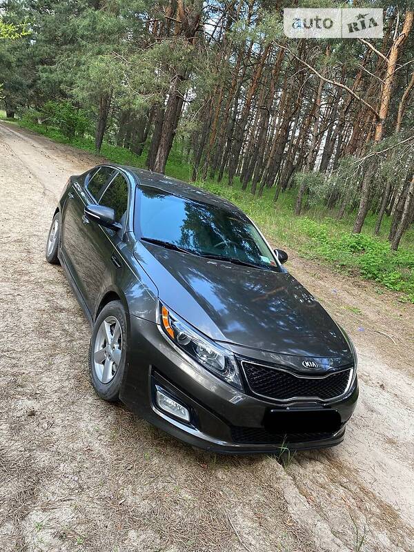 Седан Kia Optima 2014 в Павлограді