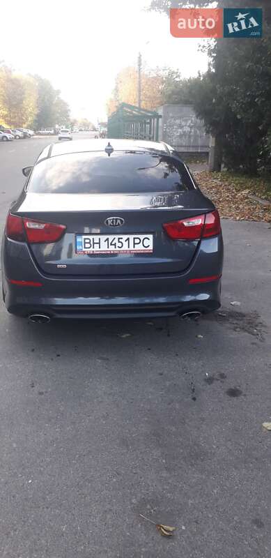 Седан Kia Optima 2015 в Черкассах