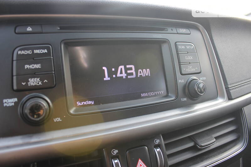 Седан Kia Optima 2017 в Дунаевцах