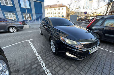 Седан Kia Optima 2012 в Одессе