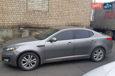 Седан Kia Optima 2013 в Кривом Роге