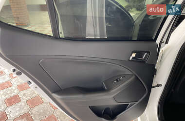 Седан Kia Optima 2012 в 
