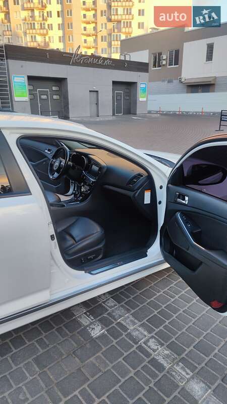 Седан Kia Optima 2015 в Одессе
