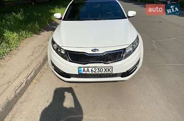 Седан Kia Optima 2012 в Киеве