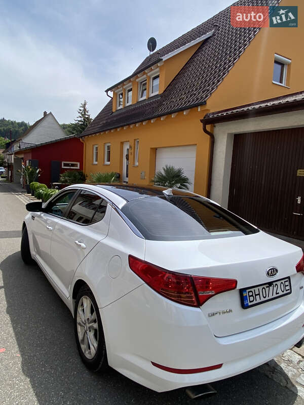 Седан Kia Optima 2012 в Одессе