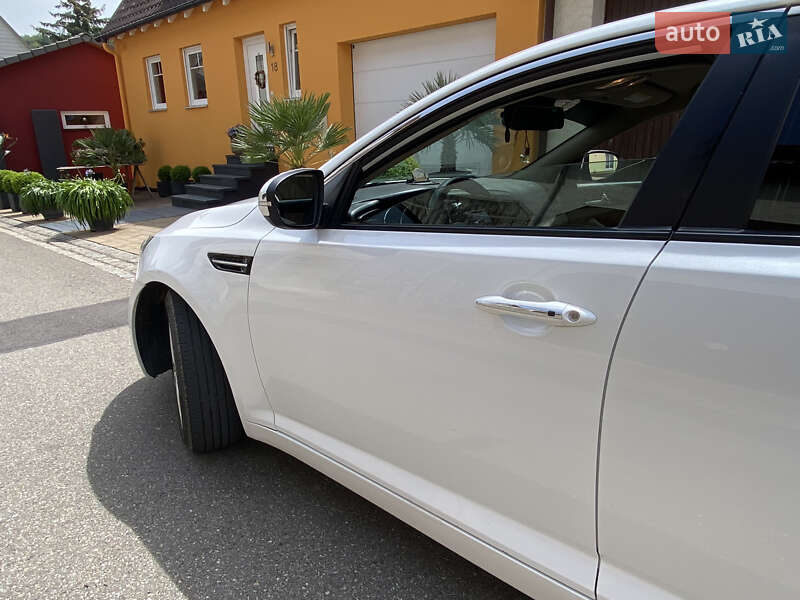 Седан Kia Optima 2012 в Одессе