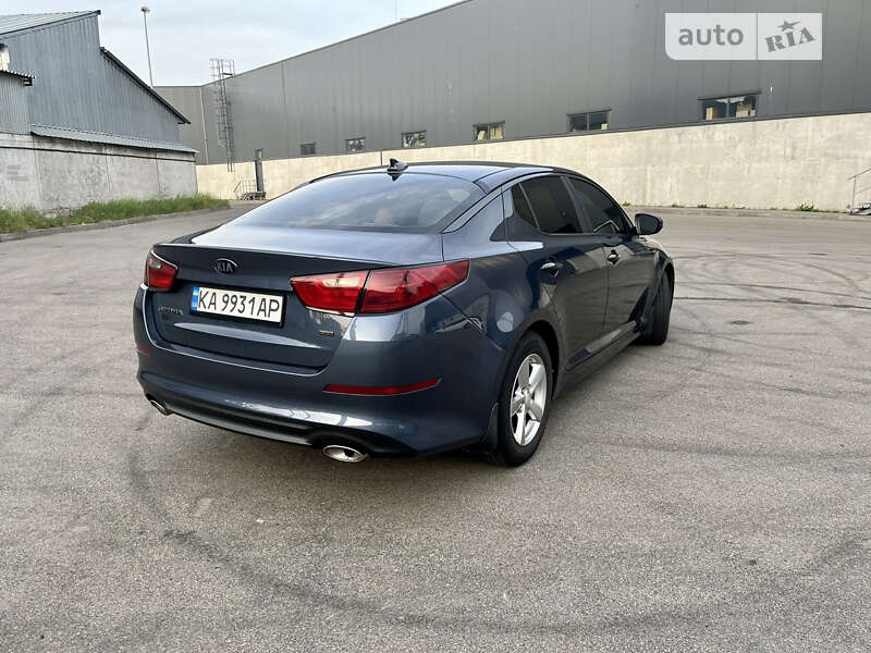 Седан Kia Optima 2014 в Киеве