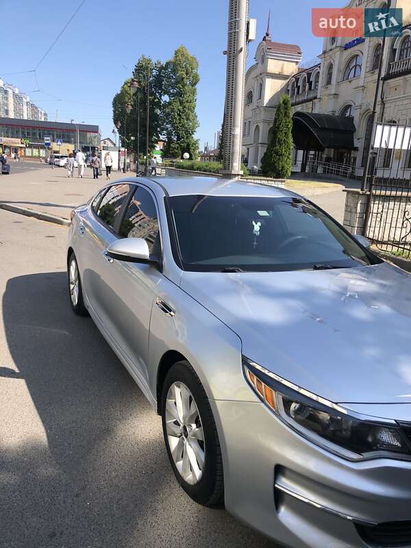 Седан Kia Optima 2015 в Луцьку