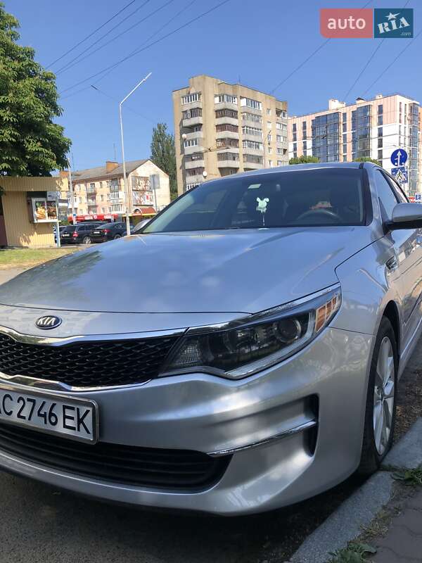 Седан Kia Optima 2015 в Луцьку