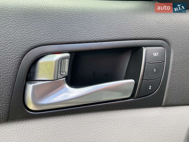 Седан Kia Optima 2015 в Львове