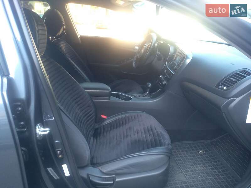 Седан Kia Optima 2014 в Одессе