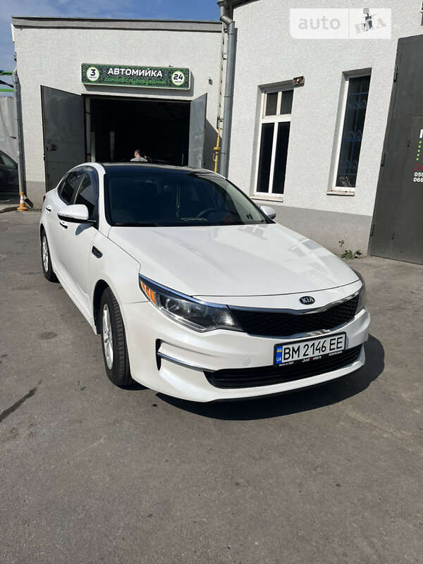 Седан Kia Optima 2016 в 