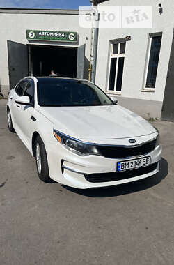 Седан Kia Optima 2016 в 