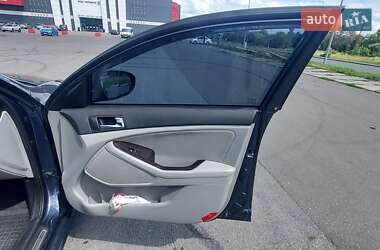 Седан Kia Optima 2014 в Киеве