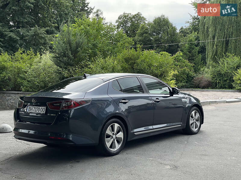 Седан Kia Optima 2014 в Житомире
