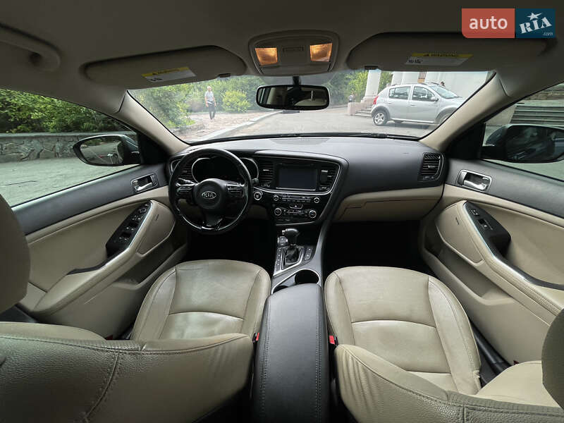 Седан Kia Optima 2014 в Житомире