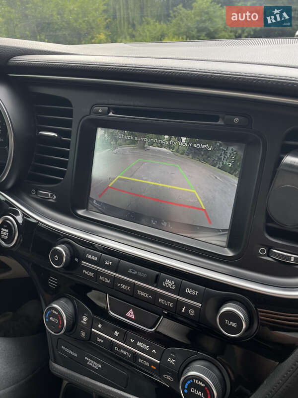 Седан Kia Optima 2014 в Житомире