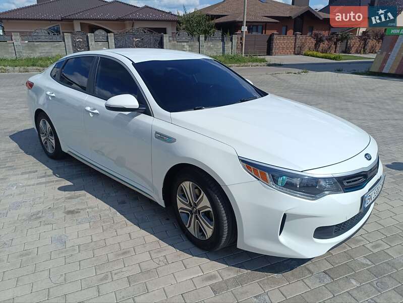Седан Kia Optima 2017 в Ровно