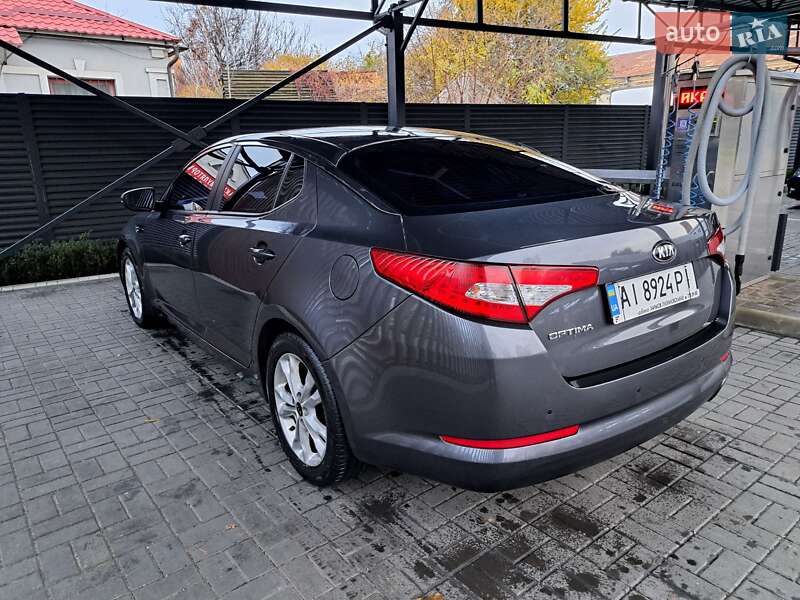 Седан Kia Optima 2013 в Черкассах