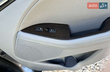 Седан Kia Optima 2014 в Рахове