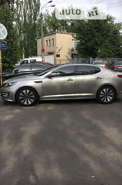 Седан Kia Optima 2012 в Києві