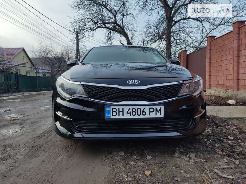 Седан Kia Optima 2016 в Одессе