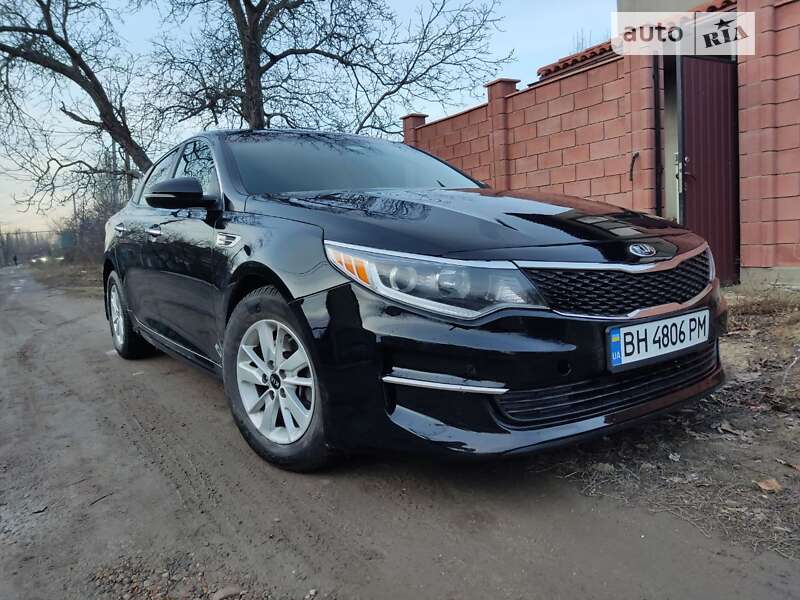 Седан Kia Optima 2016 в Одессе