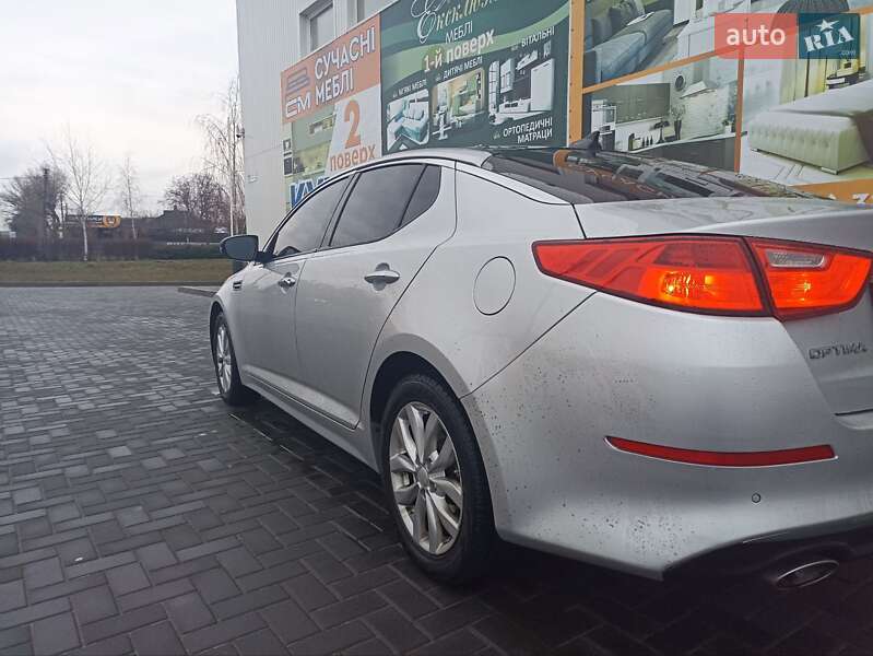 Седан Kia Optima 2014 в Кременчуге