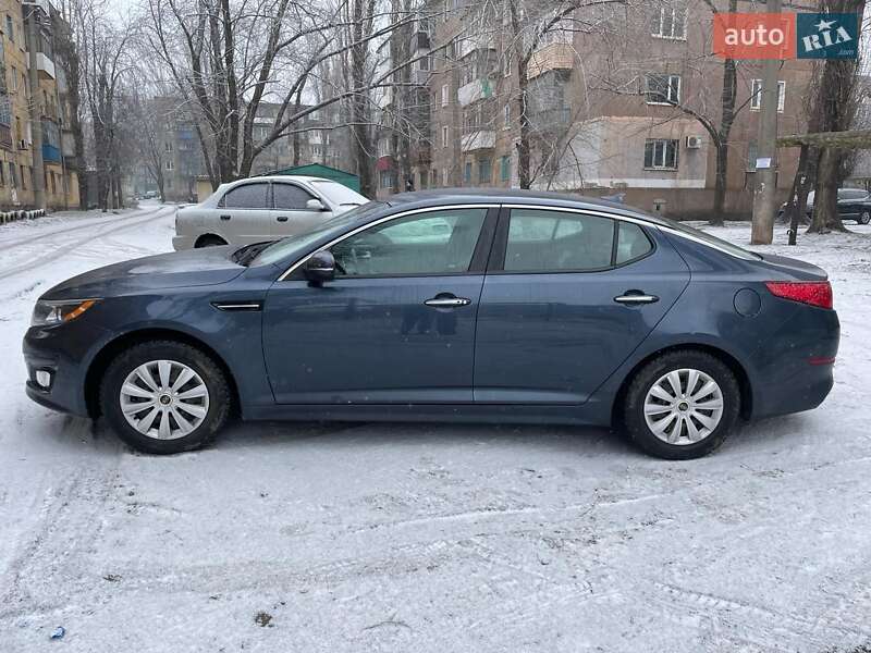 Седан Kia Optima 2014 в Кривому Розі