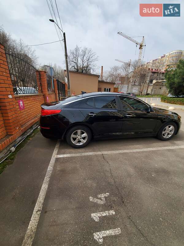 Седан Kia Optima 2014 в Одессе