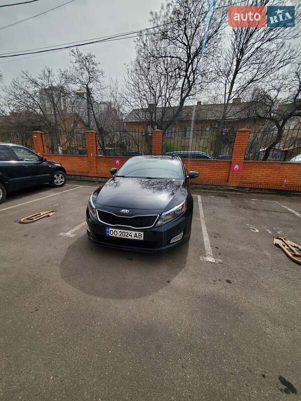 Седан Kia Optima 2014 в Одессе