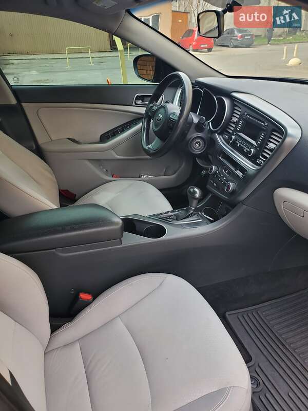 Седан Kia Optima 2014 в Одессе