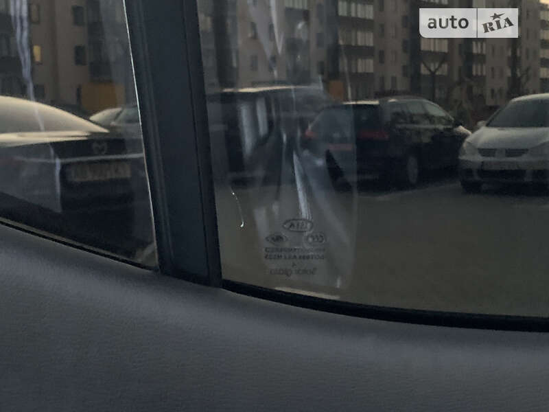 Седан Kia Optima 2015 в Виннице