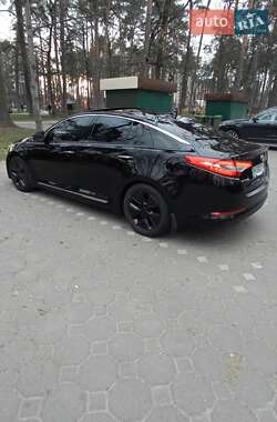 Седан Kia Optima 2012 в Киеве