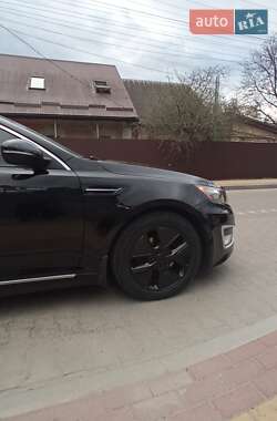Седан Kia Optima 2012 в Киеве