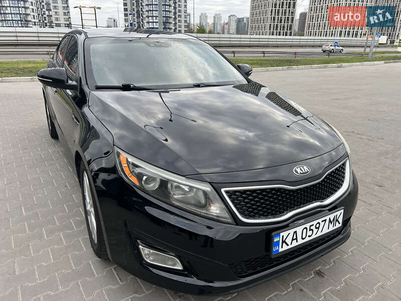 Седан Kia Optima 2014 в Киеве