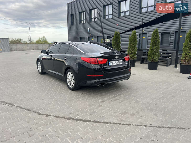 Седан Kia Optima 2014 в Киеве