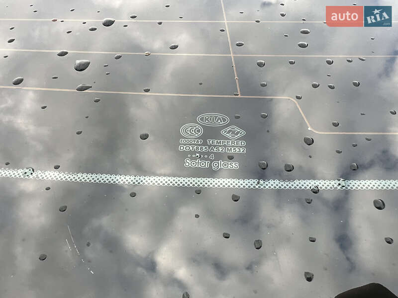 Седан Kia Optima 2014 в Киеве