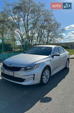 Седан Kia Optima 2017 в Тячеве