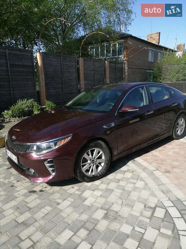 Седан Kia Optima 2016 в Ровно