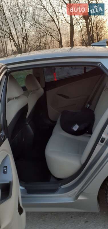 Седан Kia Optima 2014 в Харькове фото 7 Седан Kia Optima 2014 в Харькове