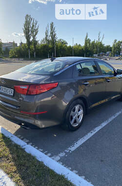 Седан Kia Optima 2014 в Киеве