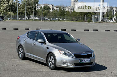 Седан Kia Optima 2013 в Киеве