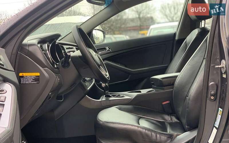 Седан Kia Optima 2012 в Белой Церкви